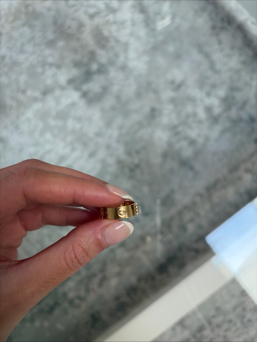 Cartier LOVE Classic Ring 18K Yellow Gold Size 50 / US 5.25 Full Set - Picture 2 of 11